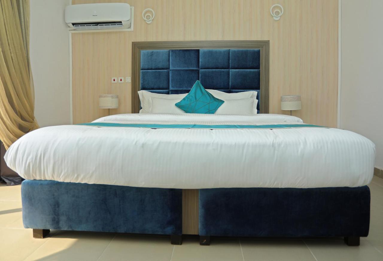 Riviera Suites Lagos Exterior foto